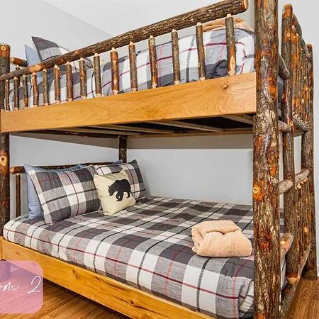 Willow Trace: Family Retreat, Hot Tub, Gaming! Pigeon Forge Eksteriør billede