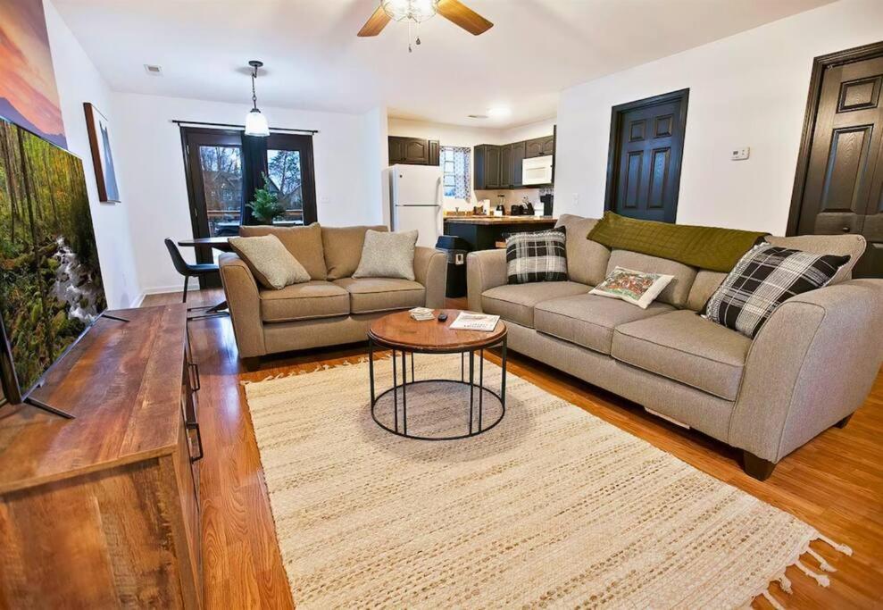 Willow Trace: Family Retreat, Hot Tub, Gaming! Pigeon Forge Eksteriør billede
